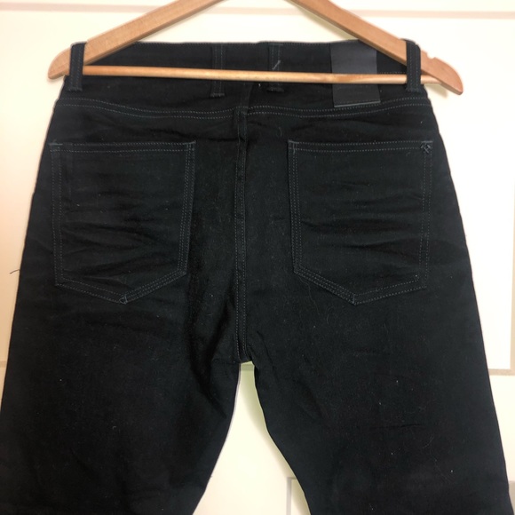 Jeans - Picture 1 of 2